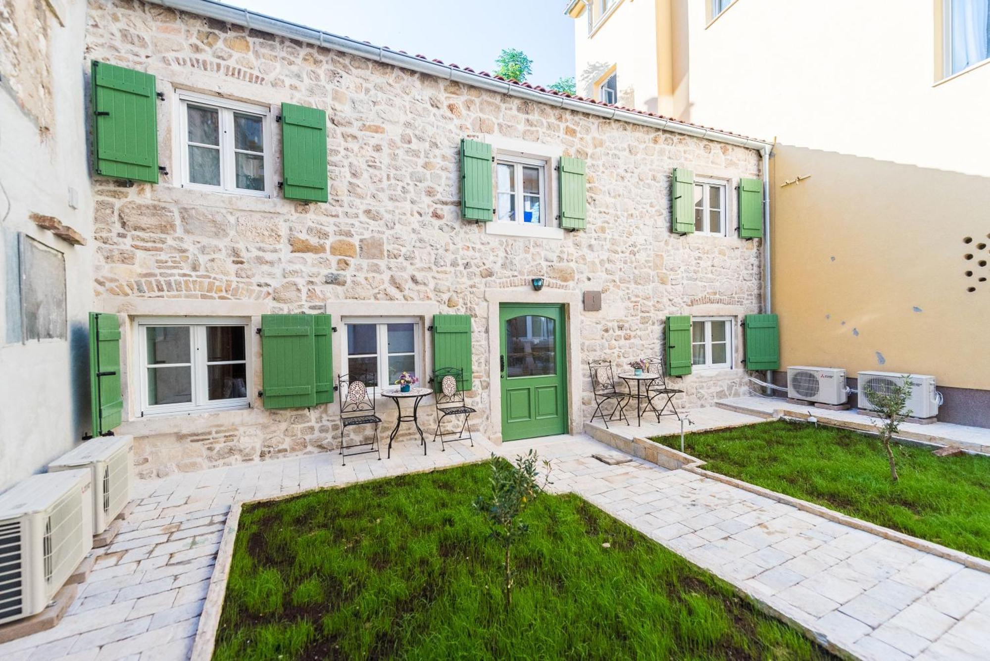 10 Heritage Rooms Zadar Eksteriør billede